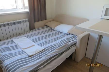 Smart-House Smart Kvartira S Kukhnei Vozle Metro. Киев Екстериор снимка